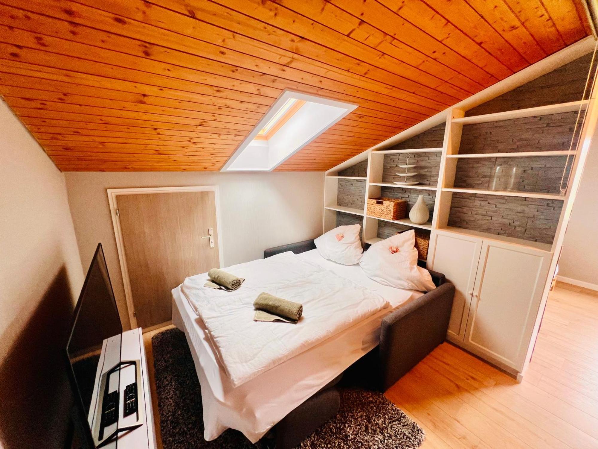 Mitten Im Schwarzwald Mit Infrarot-Sauna Und Garagenparkplatz Schönwalde 외부 사진